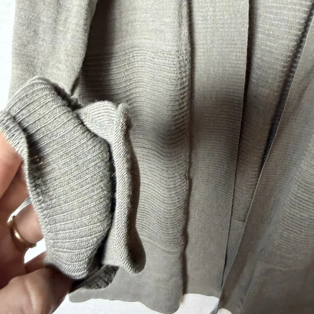 Lululemon Sit In Lotus Wrap II Sweater Cardigan Green Merino Wool Womens Size 10
